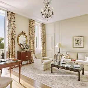 hotellátogatás