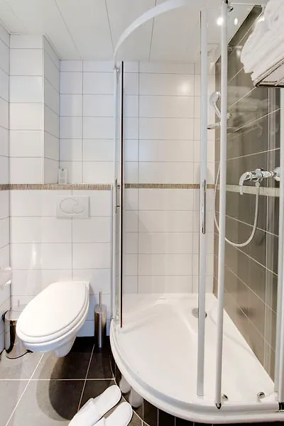 Source Hotel Paris