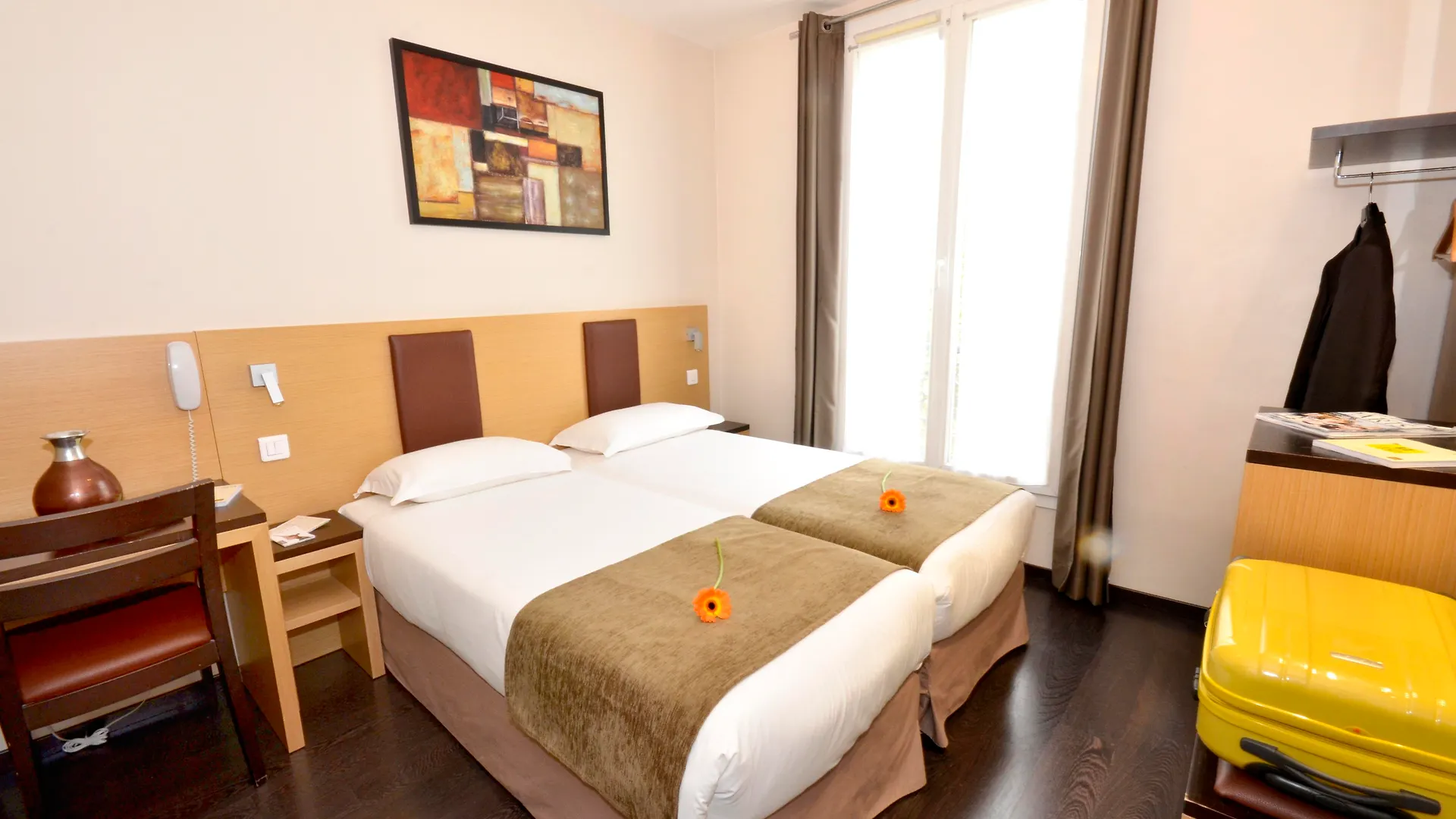 Source Hotel Paris