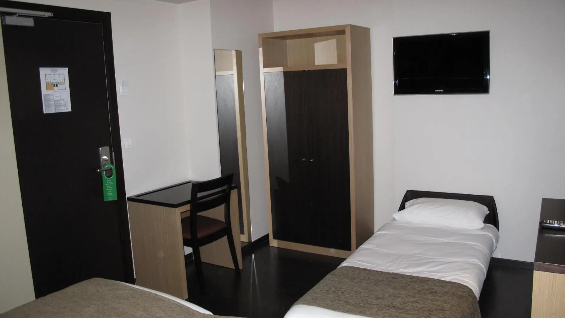 Source Hotel Paris