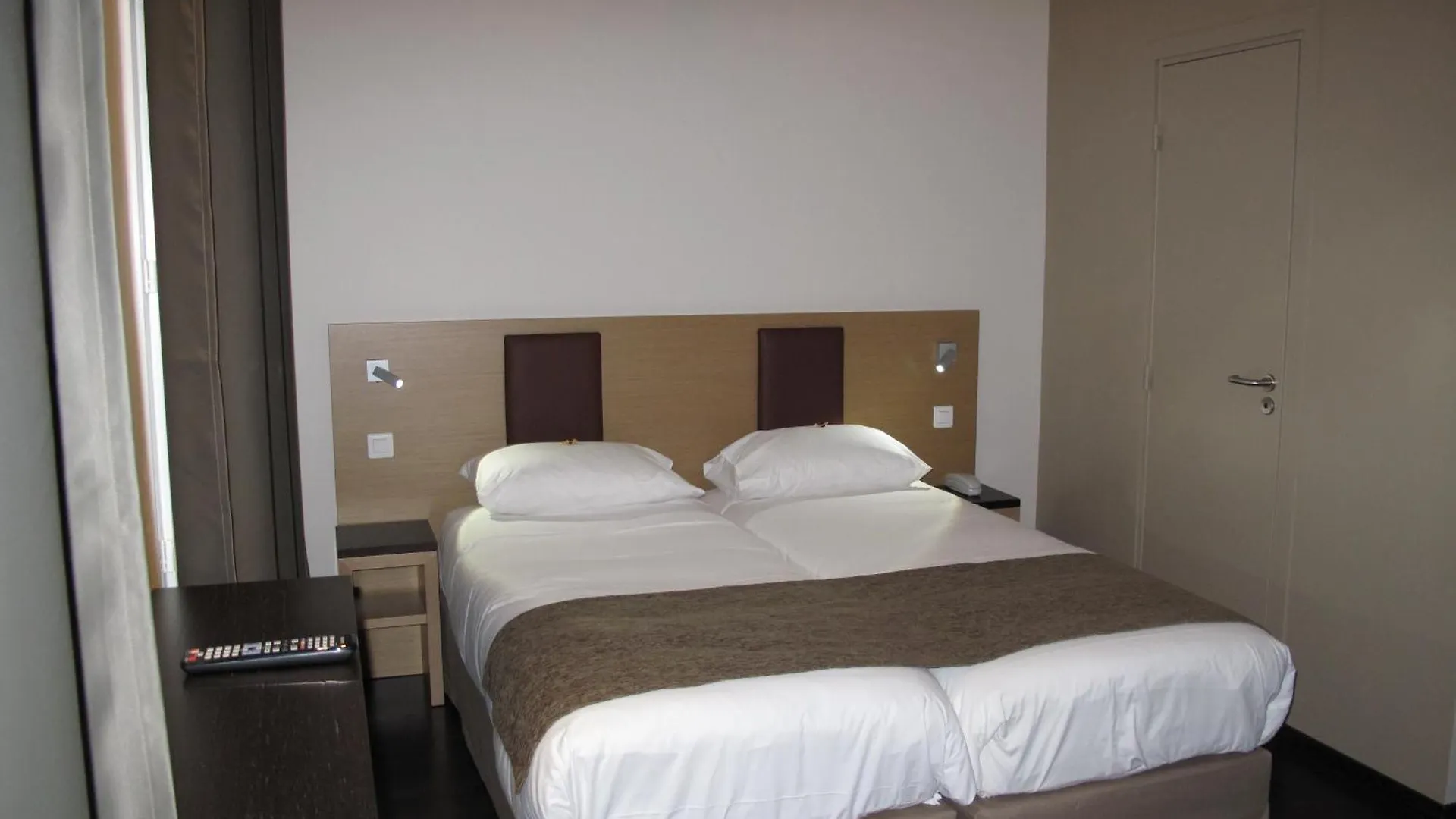 Source Hotel Paris France