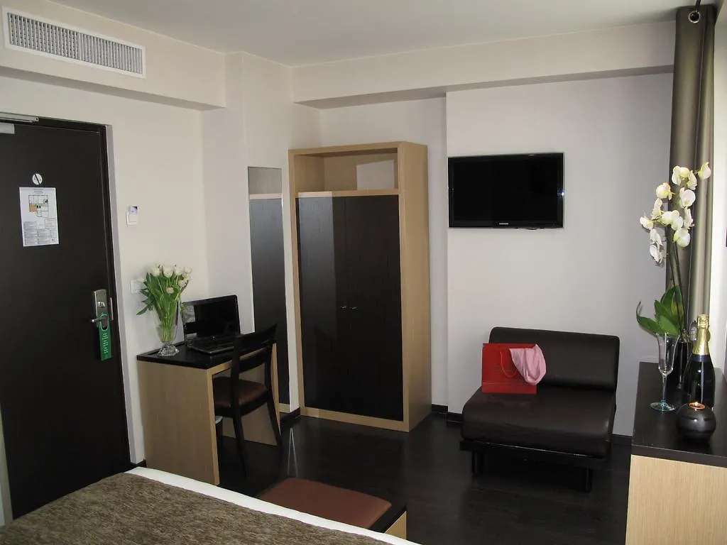Source Hotel Paris
