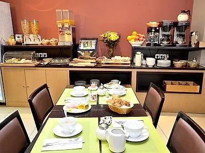 Source Hotel Paris